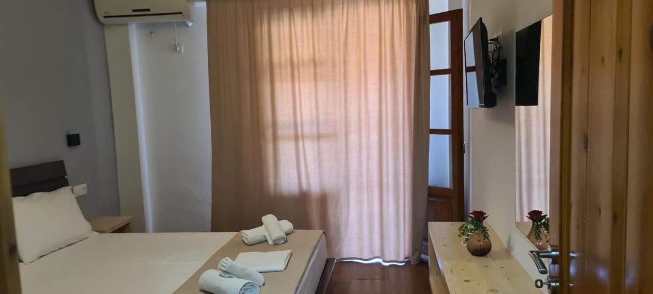 Apart-Hotel Llazari ヒマラ エクステリア 写真